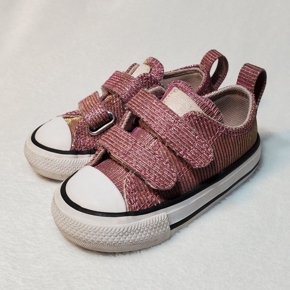 converse infant size 4 velcro